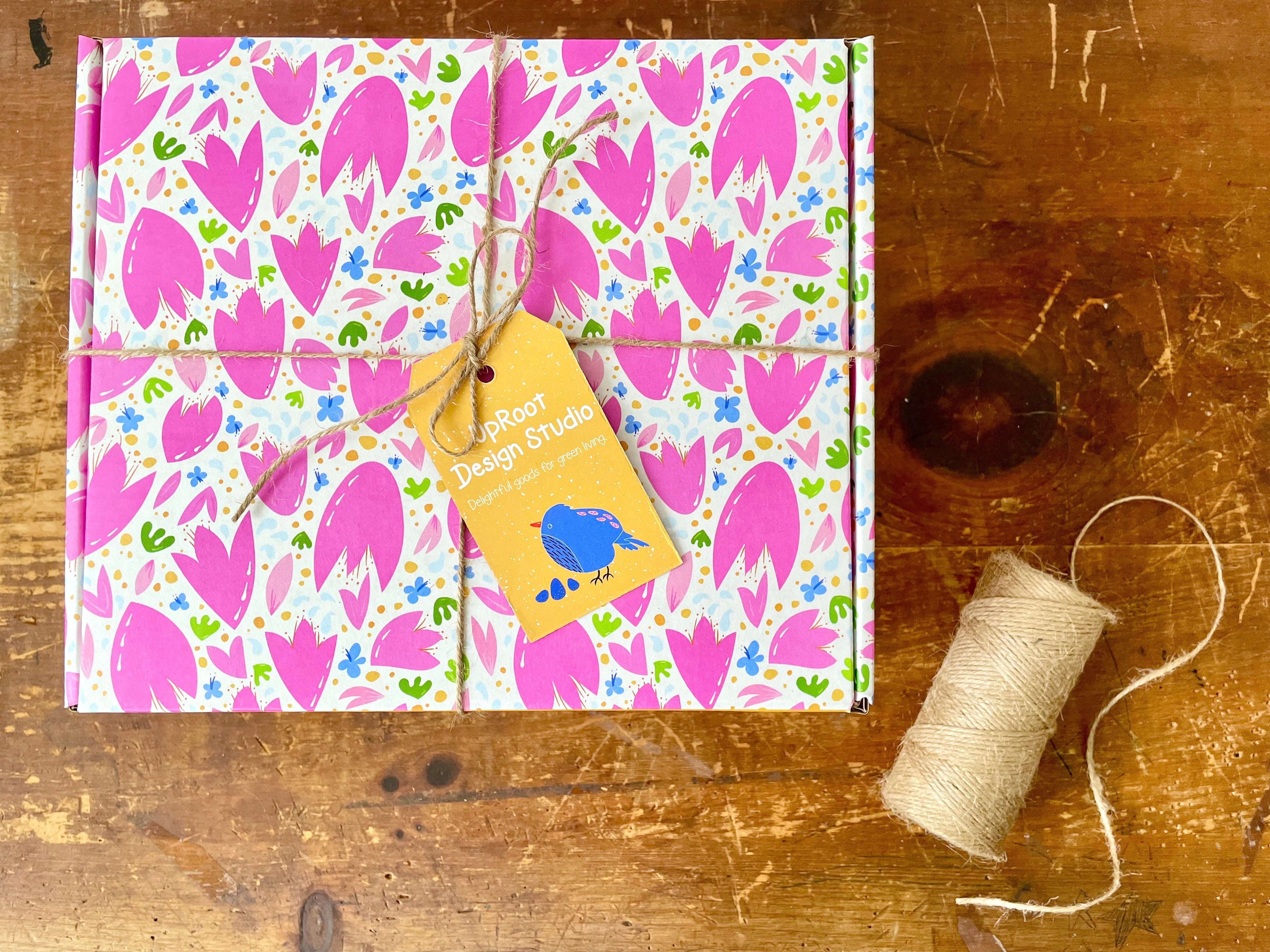 "Peaceful Days" Organic Tea Gift Set w. Honey & Tea Towel (Refreshing Brew)