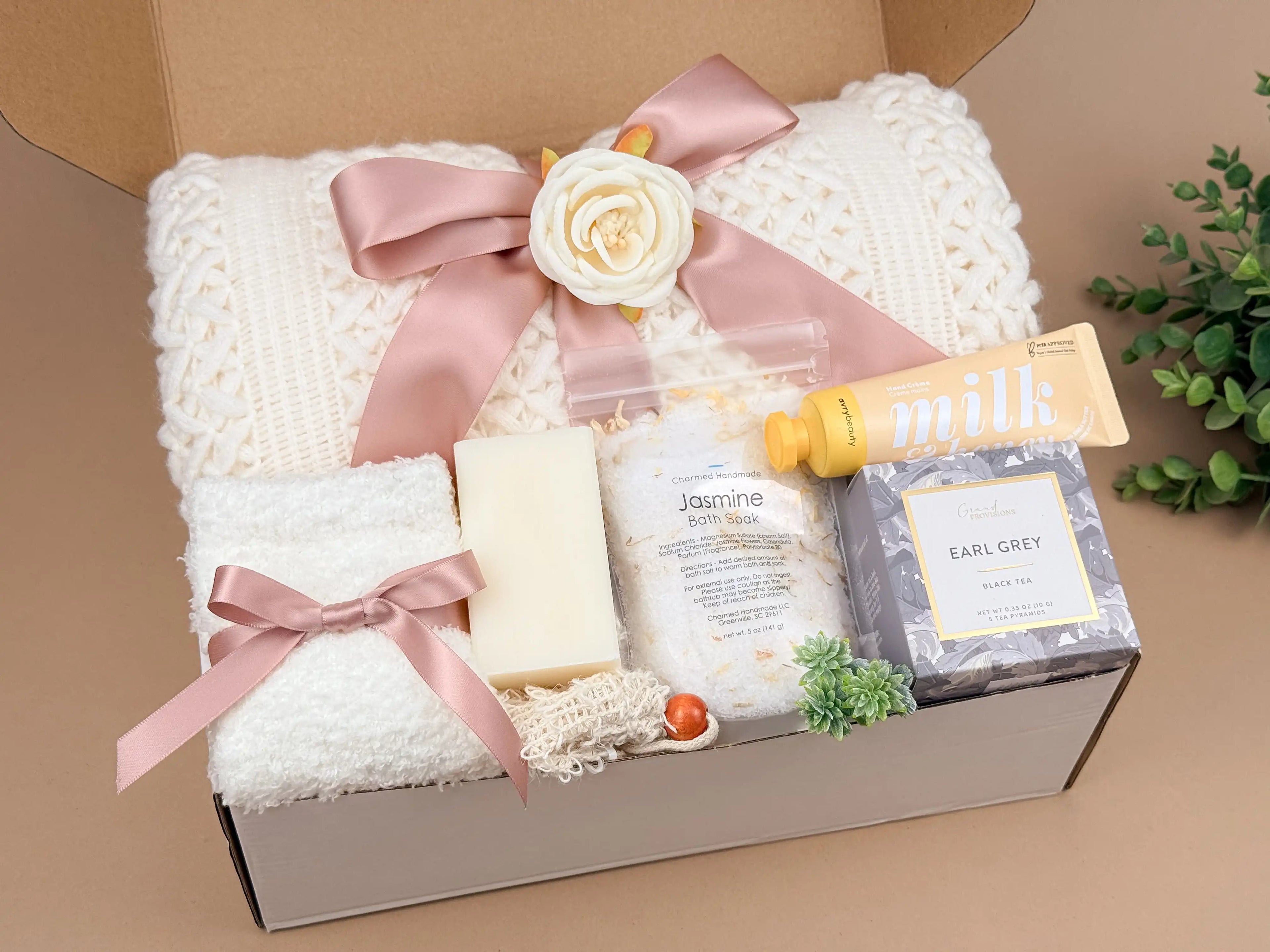 Gift Baskets for Women – Cozy Blanket & Earl Grey Tea Set